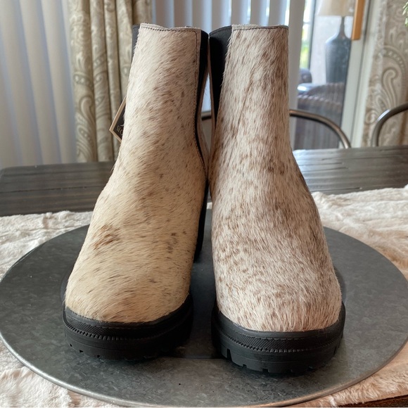 Alcala’s “Alondra” Cowhair Boots NIB - Picture 7 of 9